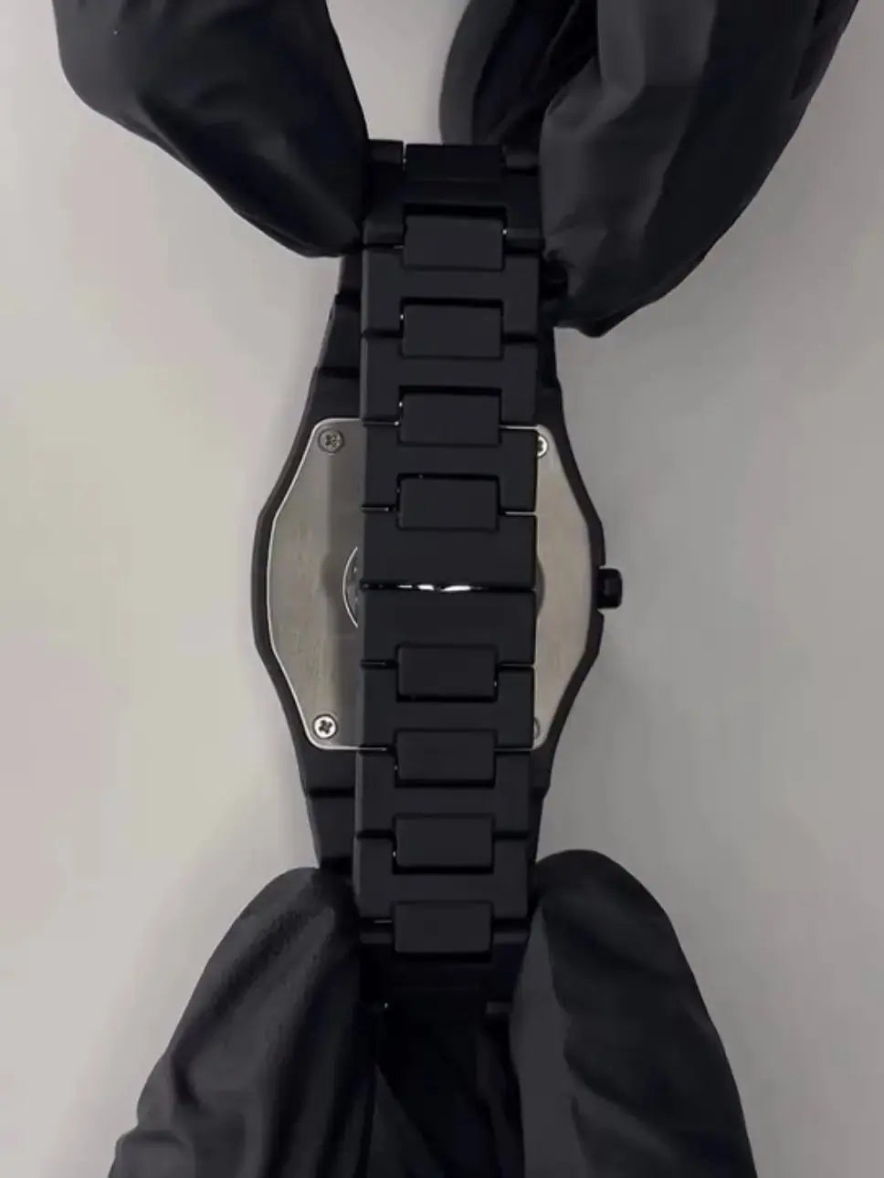 arabic stylish black watch - fourtick watches
