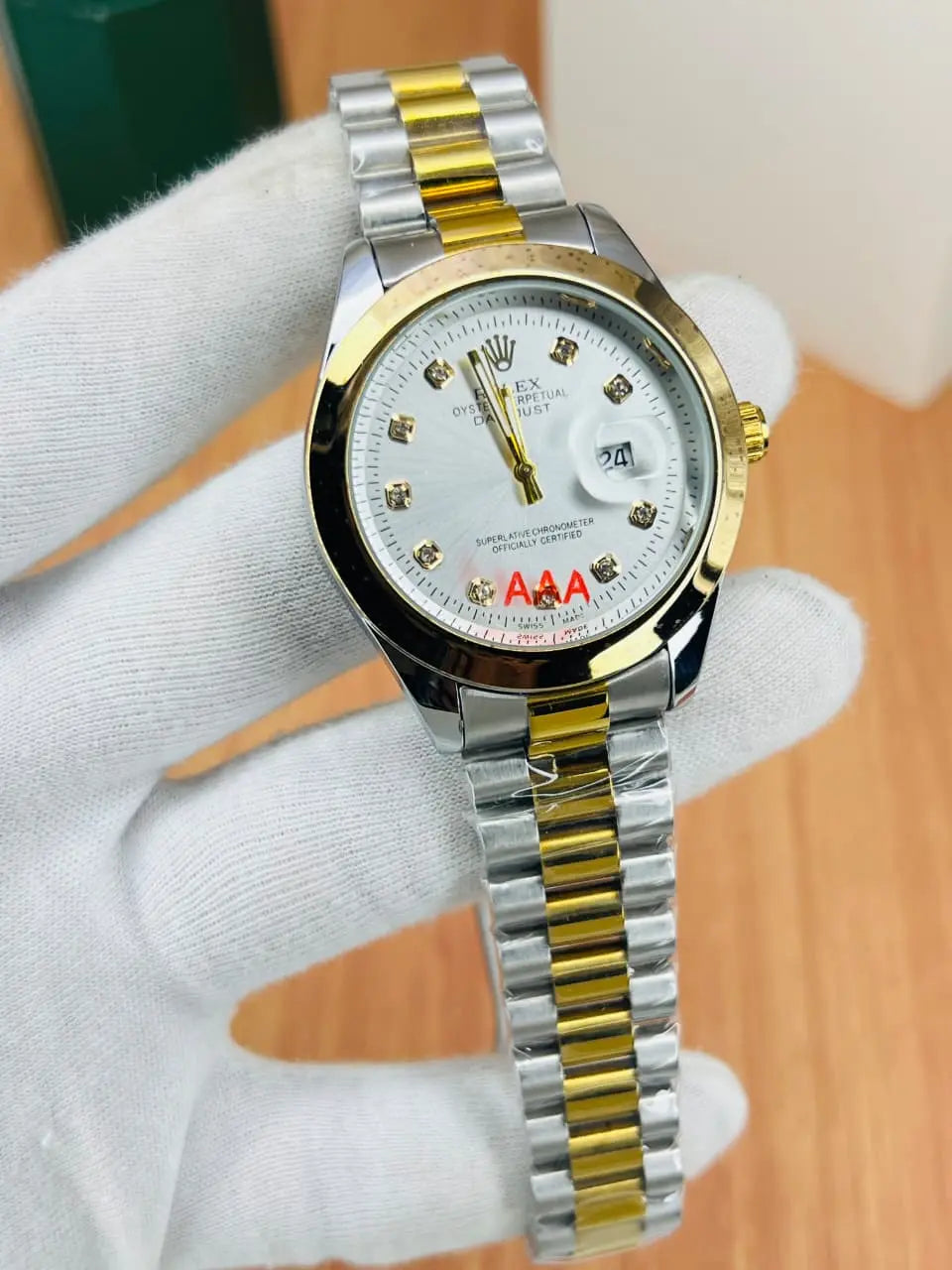 Rolex Stone Dial Edition – White Luxury Watch with Date Display Four Tick