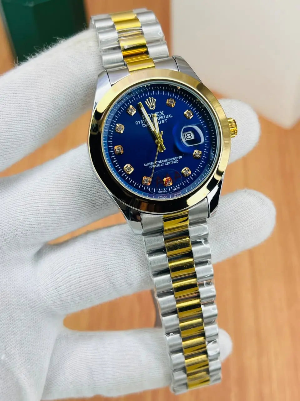Rolex Stone Dial Edition – White Luxury Watch with Date Display Four Tick